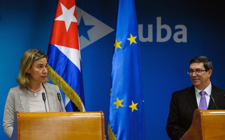 Cuba, EU sign deal normalizing relations - ảnh 1
